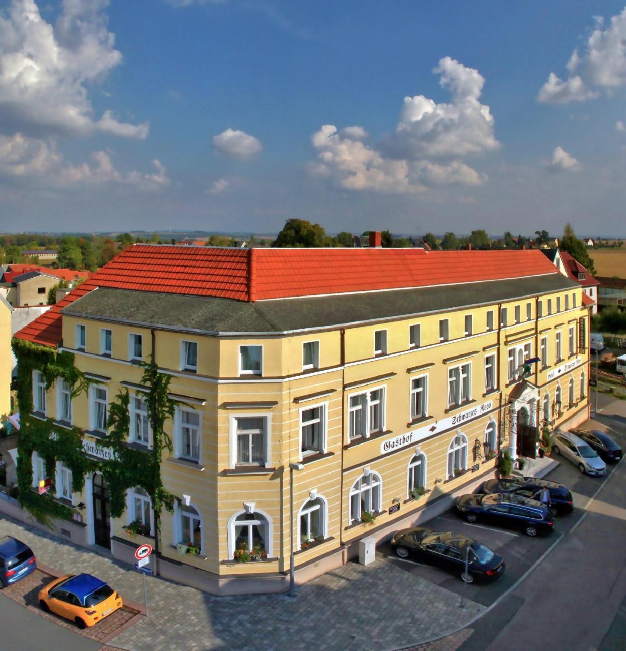 Hotel Schwarzes Ross Siebenlehn Buitenkant foto